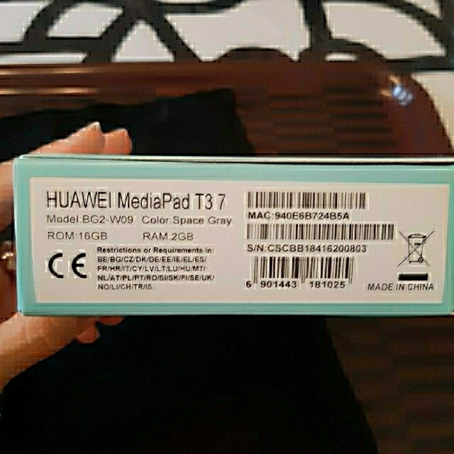HUAWEI(ファーウェイ)の【まさゆき様専用】HUAWEI MediaPad T3 7 スマホ/家電/カメラのPC/タブレット(タブレット)の商品写真