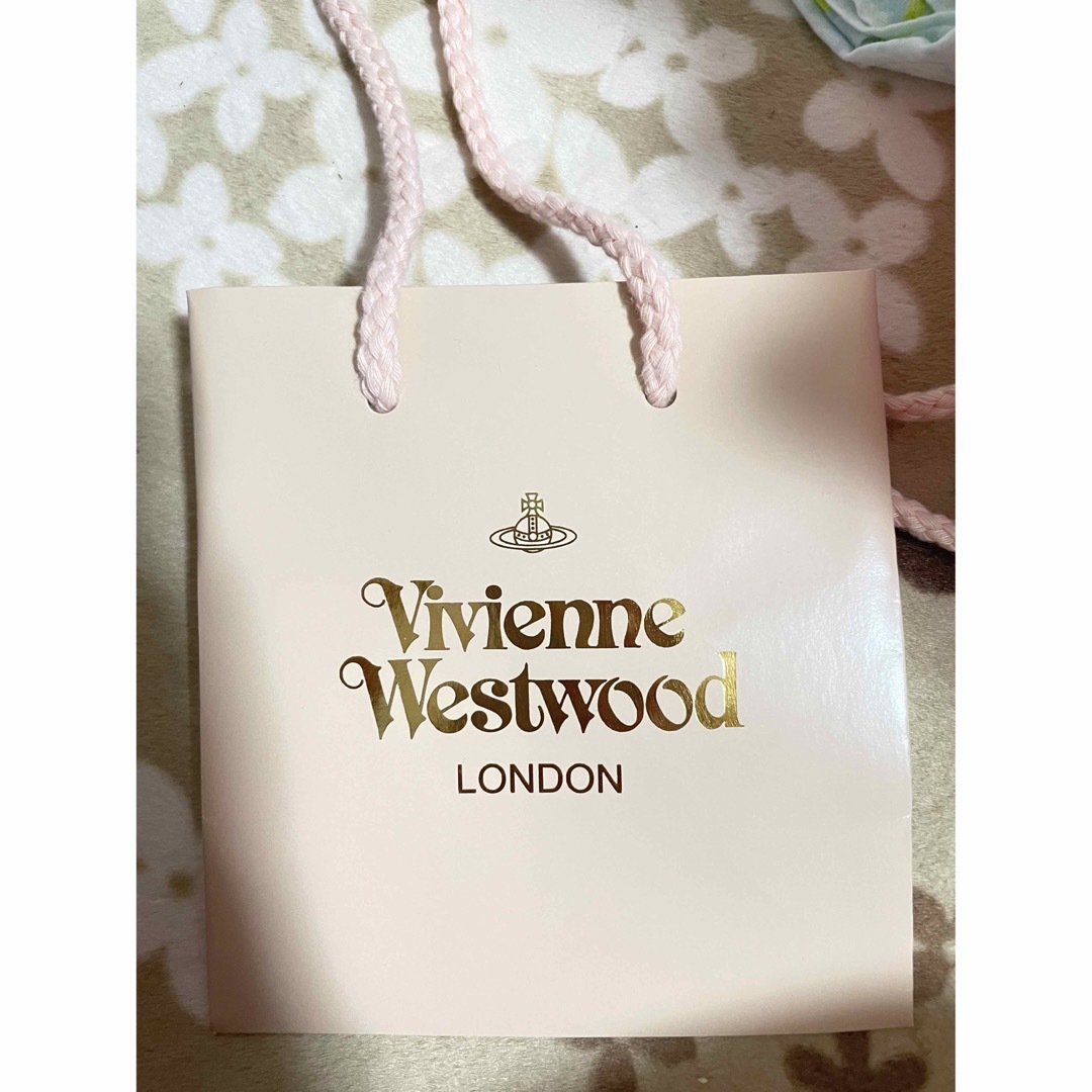 Vivienne Westwood(ヴィヴィアンウエストウッド)のSALE【Vivienne Westwood】ピアスゴールド レディースのアクセサリー(ピアス)の商品写真