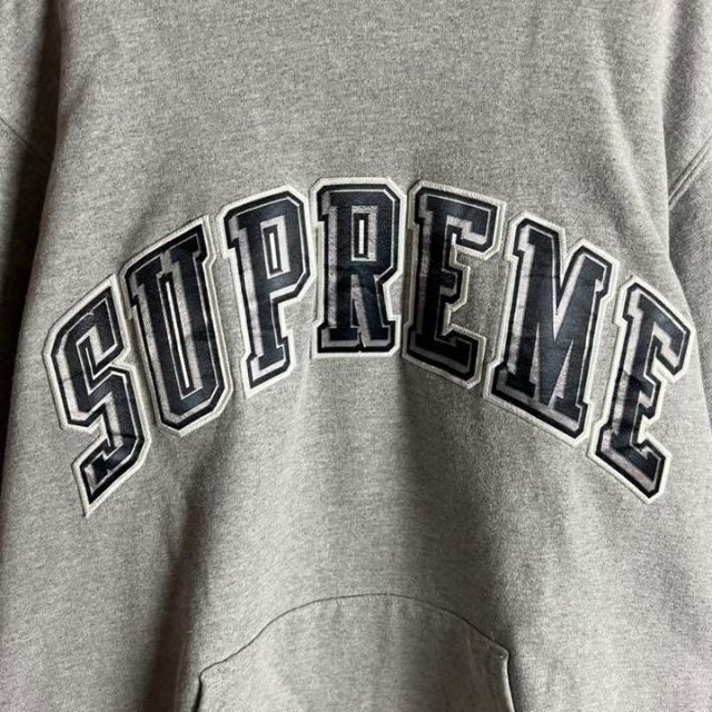 Supreme   即完売モデルSupreme アーチ刺繍ロゴ パーカー 入試困難