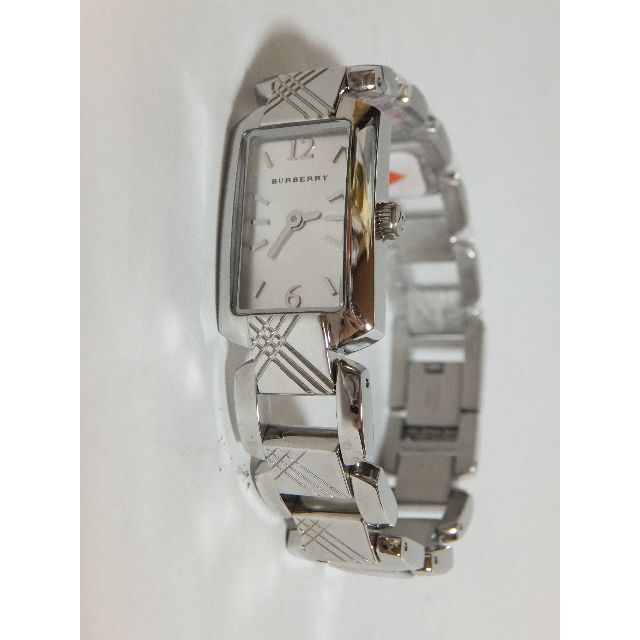 BURBERRY(バーバリー)の未使用極美品★BURBERRY★レディスクウォ-ツ腕時計/スイス製 レディースのファッション小物(腕時計)の商品写真