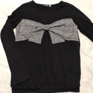 ベベ(BeBe)のBeBe ベベ トレーナー カットソー 黒 ブラック ビッグリボン 150(Tシャツ/カットソー)