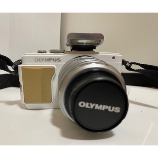 オリンパス(OLYMPUS)の☆人気のOLYMPUS PEN ☆Lite E-PL5 ホワイト ☆(ミラーレス一眼)