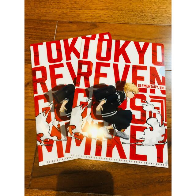 新品未使用★東京リベンチャーズ、クリアファイル、4種類、各2枚づつの計8枚 エンタメ/ホビーのアニメグッズ(クリアファイル)の商品写真