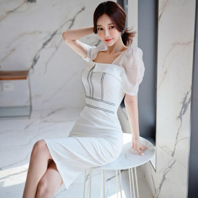 【本日限定セール】ROBEジャンル 韓国ファッション 清楚きれいめキャバドレス