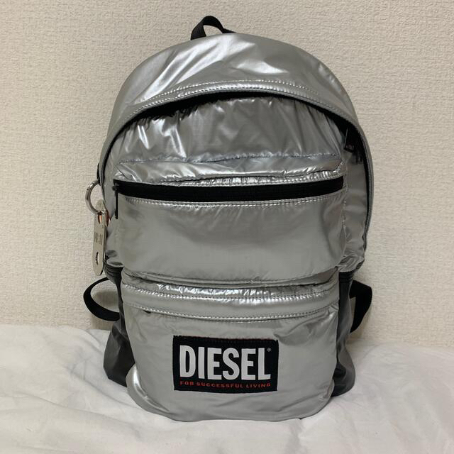 DIESEL ディーゼル バックパック シルバー ナイロン | フリマアプリ ラクマ