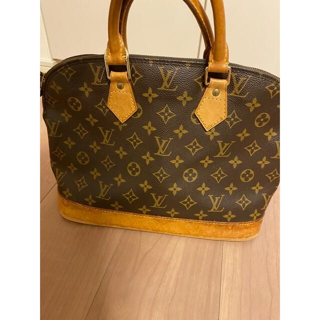 LOUIS VUITTON(ルイヴィトン)の週末値下 ルイヴィトン モノグラム アルマ シリアルナンバー有 レディースのバッグ(ハンドバッグ)の商品写真