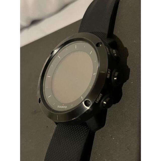 SUUNTO(スント)のSUUNTO TRAVERSE  スント　トラバース　サファイアブラック メンズの時計(腕時計(デジタル))の商品写真