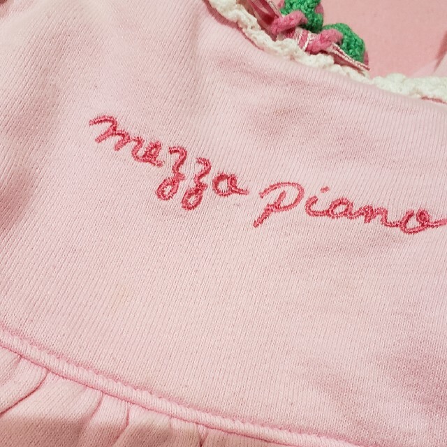 mezzo piano(メゾピアノ)のメゾピアノ　イチゴロンパース キッズ/ベビー/マタニティのベビー服(~85cm)(ロンパース)の商品写真