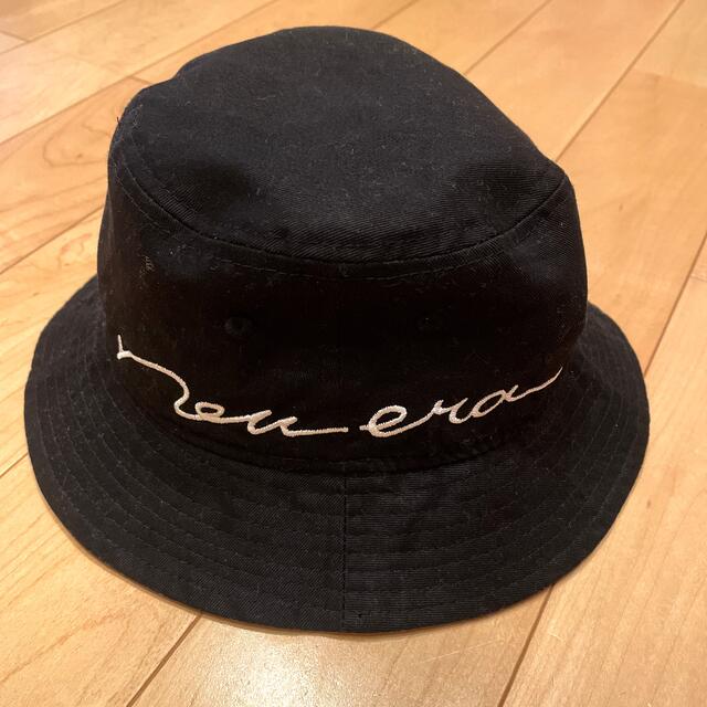 NEW ERA(ニューエラー)のニューエラ NEW ERA バケットハット01 エッセンシャル ブラック S/M メンズの帽子(ハット)の商品写真