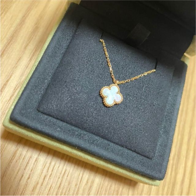 NEW得価 Van Cleef & Arpels - 正規品新品⭐︎最終値下げ⭐︎ヴァン ...