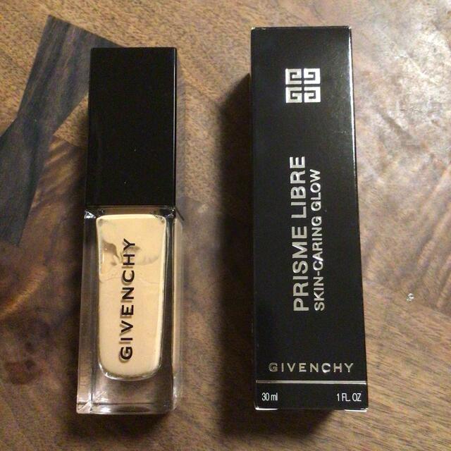 GIVENCHY(ジバンシィ)のジバンシイ　プリズム　リーブル　スキンケアリング　グロウ　3-w245 コスメ/美容のベースメイク/化粧品(ファンデーション)の商品写真