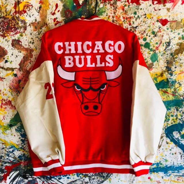 90's CHICAGO BULLS スタジャン - アウター