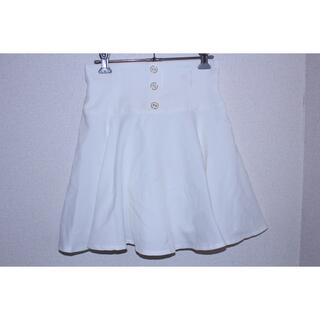 セシルマクビー(CECIL McBEE)の白の軽いスカート(ミニスカート)