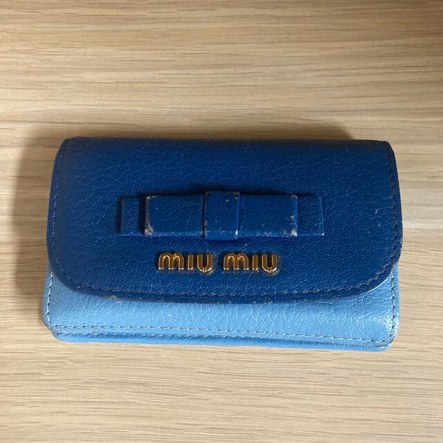 miumiu(ミュウミュウ)のmiumiu カードケース　ミニ財布 レディースのファッション小物(財布)の商品写真