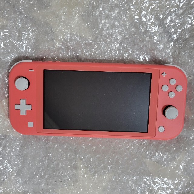 新品　ニンテンドースイッチライト本体　コーラル