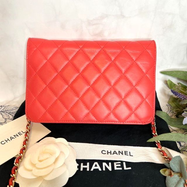 CHANEL シャネル【美品】カメリアモチーフ チェーンウォレット
