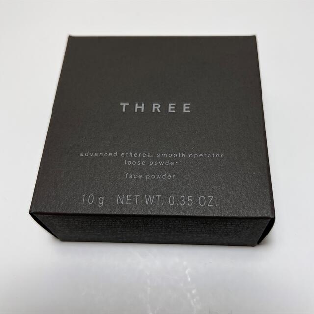 THREE(スリー)のTHREE アドバンスドエシリアルスムースオペレータールースパウダー 02 コスメ/美容のベースメイク/化粧品(フェイスパウダー)の商品写真