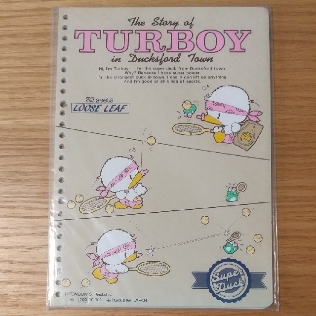 トンボ鉛筆(トンボエンピツ)の未使用★昭和レトロ★手塚プロ「TURBOY」ルーズリーフ26穴(B5)②ピンクA インテリア/住まい/日用品の文房具(ノート/メモ帳/ふせん)の商品写真