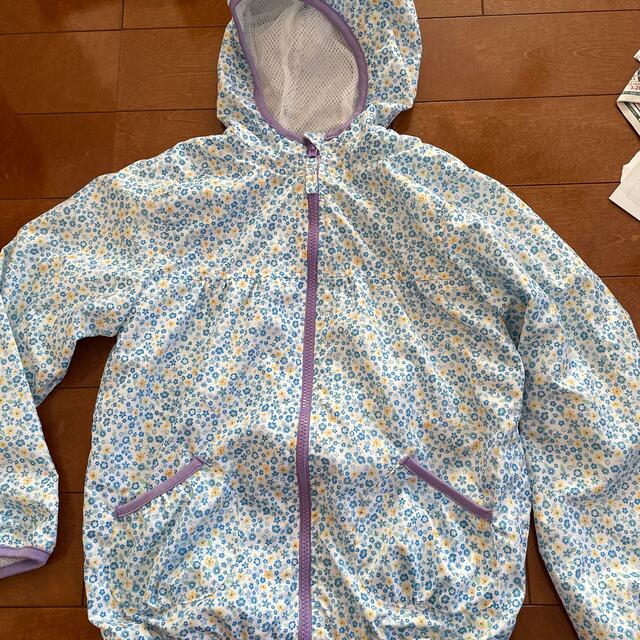 140センチ　ポリエステル上着 キッズ/ベビー/マタニティのキッズ服男の子用(90cm~)(ジャケット/上着)の商品写真