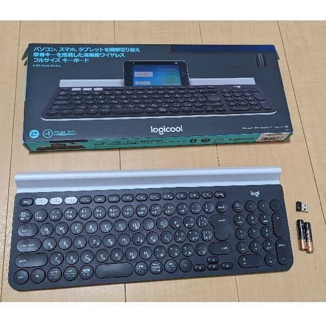 Logicool ワイヤレスキーボード K780 1