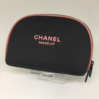 シャネル(CHANEL)の【鑑定済】 CHANEL 半円型ポーチ   ナイロン ピンク×ブラック (ポーチ)