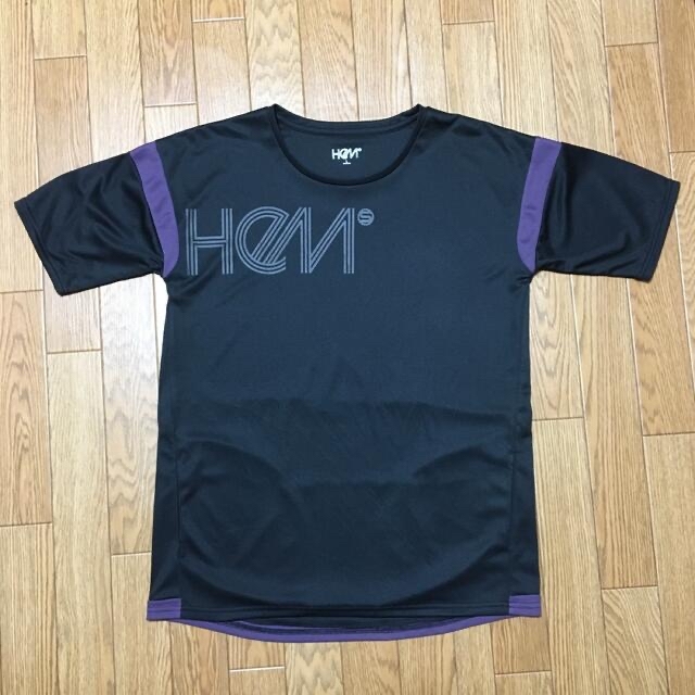 HeM(ヘム)の新品　HeM スポーツ Tシャツ レディースのトップス(Tシャツ(半袖/袖なし))の商品写真