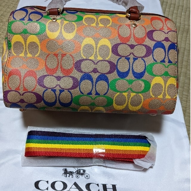 COACH(コーチ)のCOACH  ミニバッグ　カラフルシグネチャー レディースのバッグ(ハンドバッグ)の商品写真