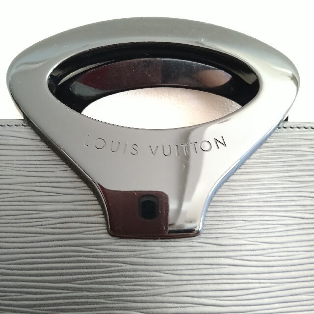 LOUIS VUITTON(ルイヴィトン)のLOUIS VUITTON ルイヴィトン エピ ノクタンブル レディースのバッグ(ハンドバッグ)の商品写真