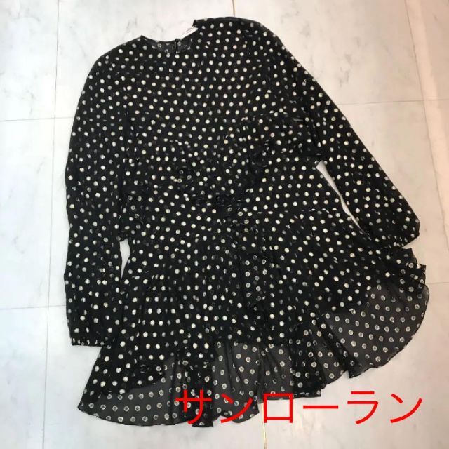 Saint Laurent(サンローラン)の★美品★サンローランパリ　ワンピース　ドット　シルク　Mサイズ　フリル レディースのワンピース(ひざ丈ワンピース)の商品写真