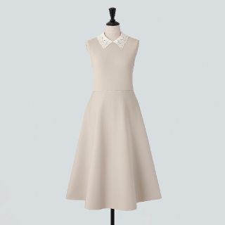 FOXEY❤️42【DRESS ARIA】2022年完売 サンドベージュ 白襟 FOXEY❤️42【DRESS ARIA】2022年完売 サンドベージュ 白襟