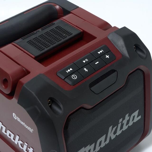 Makita(マキタ)の星君様専用 マキタ MR200 充電式スピーカー 限定カラー レッド スマホ/家電/カメラのオーディオ機器(スピーカー)の商品写真