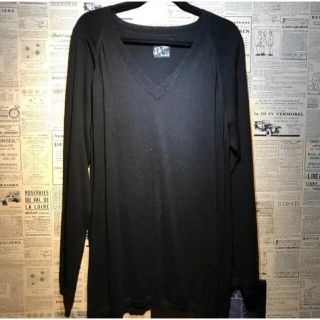 ヴィクティム(VICTIM)のVICTIM ヴィクティム Vネックニット size XL(ニット/セーター)