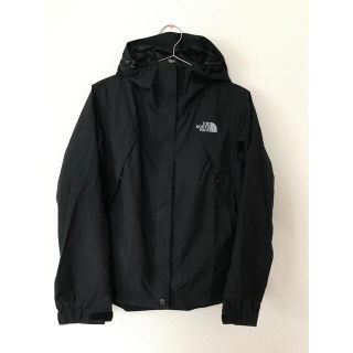 ザノースフェイス(THE NORTH FACE)の限定価格★NORTH FACE 正規品　定価33000円　レディース黒M 秋冬(ナイロンジャケット)