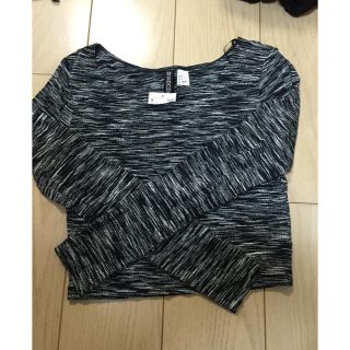 エイチアンドエム(H&M)の💗櫻乃下骸様専用💗新品未使用♡【H&M】ヘソ出しカットソー♡(カットソー(長袖/七分))