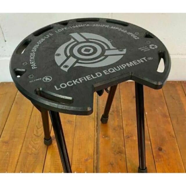 LOCKFIELD EQUIPMENT MULTI STOOL 新品未使用品