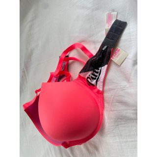 ヴィクトリアズシークレット(Victoria's Secret)のVictoria’s Secret pink ブラジャー(ブラ)