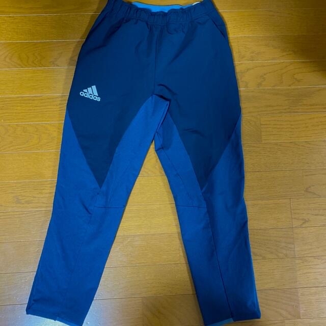 adidas(アディダス)のケムさん専用adidas キッズ　150 ズボン キッズ/ベビー/マタニティのキッズ服男の子用(90cm~)(パンツ/スパッツ)の商品写真