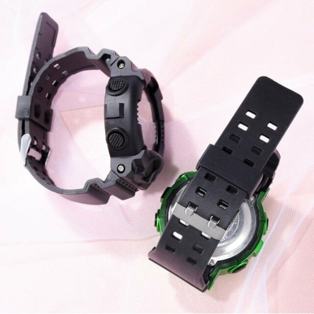 新品 送料無料 ＡＯＳＵＮ 腕時計デジタル多機能LEDブラック×メタルグリーン メンズの時計(腕時計(デジタル))の商品写真