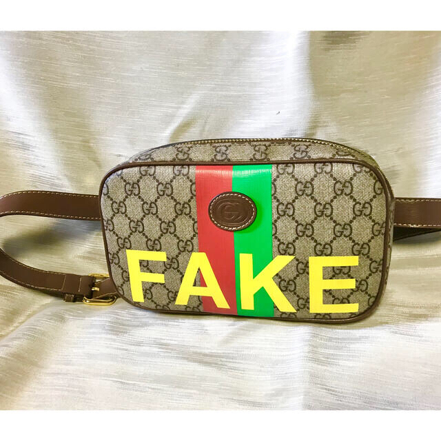 Gucci - ☆USED☆GUCCI ベルトバッグ FAKE/NOT ☆