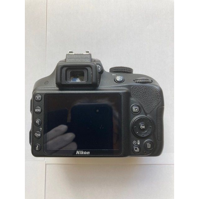【美品】Nikon デジタル一眼レフカメラ D3300 ダブルズームキット