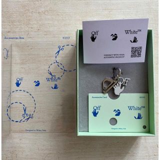 OFF-WHITE - オフホワイトフープピアスの通販 by m|オフホワイトなら
