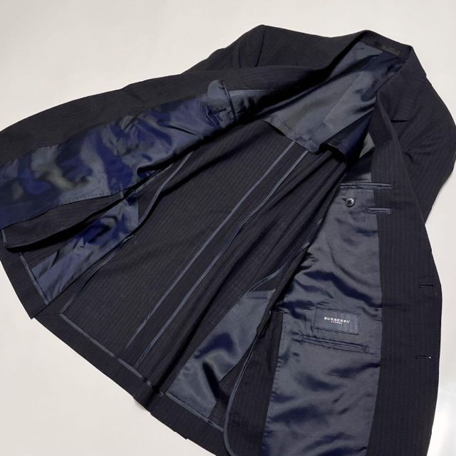 【極美品】BURBERRY セットアップスーツ ネイビー ストライプ