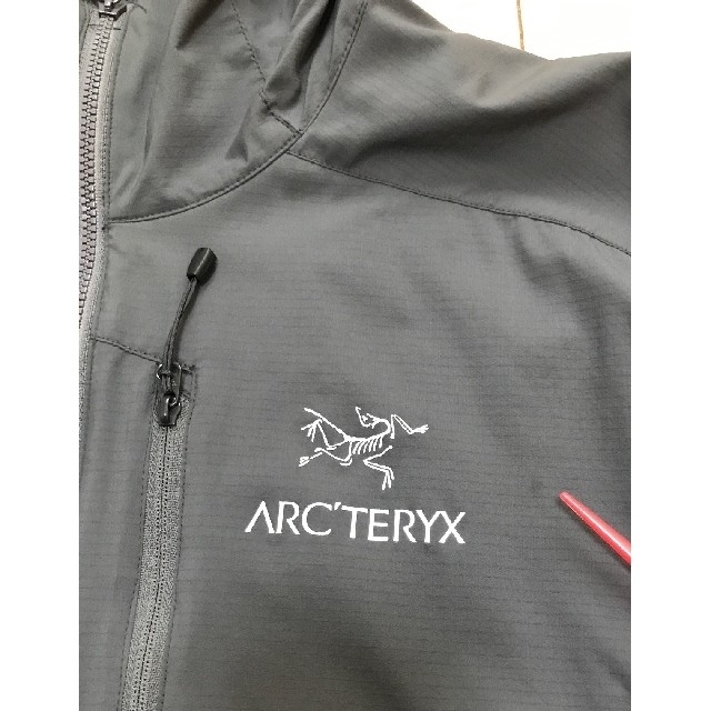 ARCARC’TERYX スコミッシュフーディー グレー Sサイズ