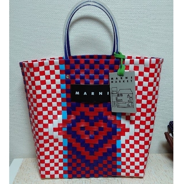 マルニ　MARNI　ピクニックバッグかごバッグ　ラズベリー 縦型ラージ