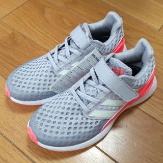 アディダス(adidas)のアディダスシューズ２０センチ(スニーカー)