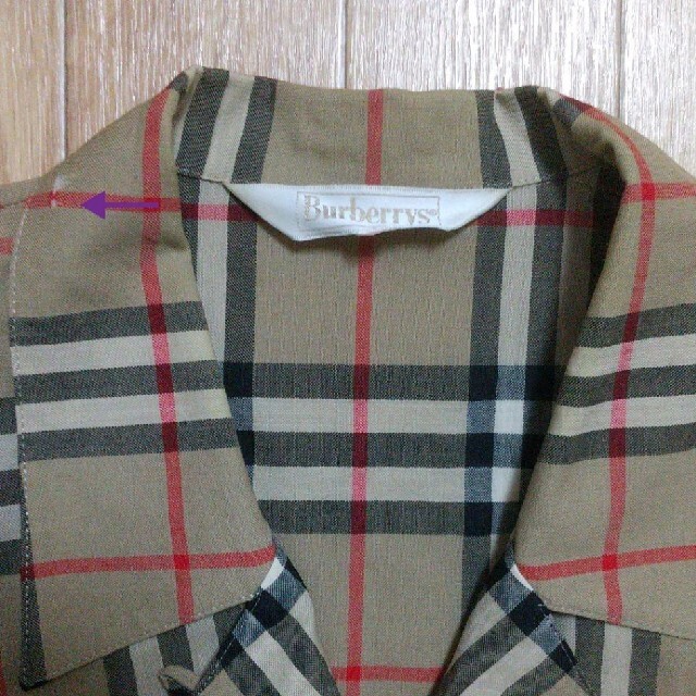 BURBERRY(バーバリー)のBurberrys  オールド バーバリー古着 シャツ ノバチェック レディースのトップス(シャツ/ブラウス(半袖/袖なし))の商品写真