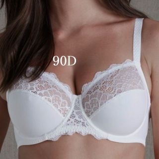 シモーヌペレール(Simone Perele)の90D☆シモーヌ ペレールSIMONE PERELE　海外高級ランジェリーブラ白(ブラ)