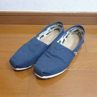 トムズ(TOMS)の【中古】TOMS スリッポン/23cm(サイズ6)(スリッポン/モカシン)