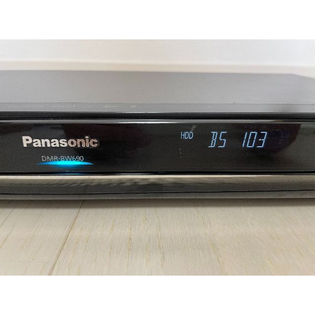 Panasonic(パナソニック)の【訳あり】Panasonic  DMR-BW690 スマホ/家電/カメラのテレビ/映像機器(ブルーレイレコーダー)の商品写真