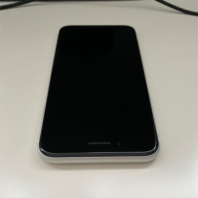 iPhone SE2 64GB ホワイト simフリー